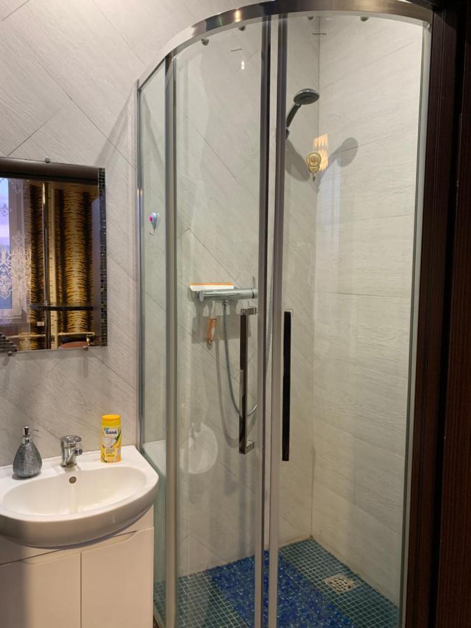 Apartament On Gagarin Avenue Daire Kiev Dış mekan fotoğraf